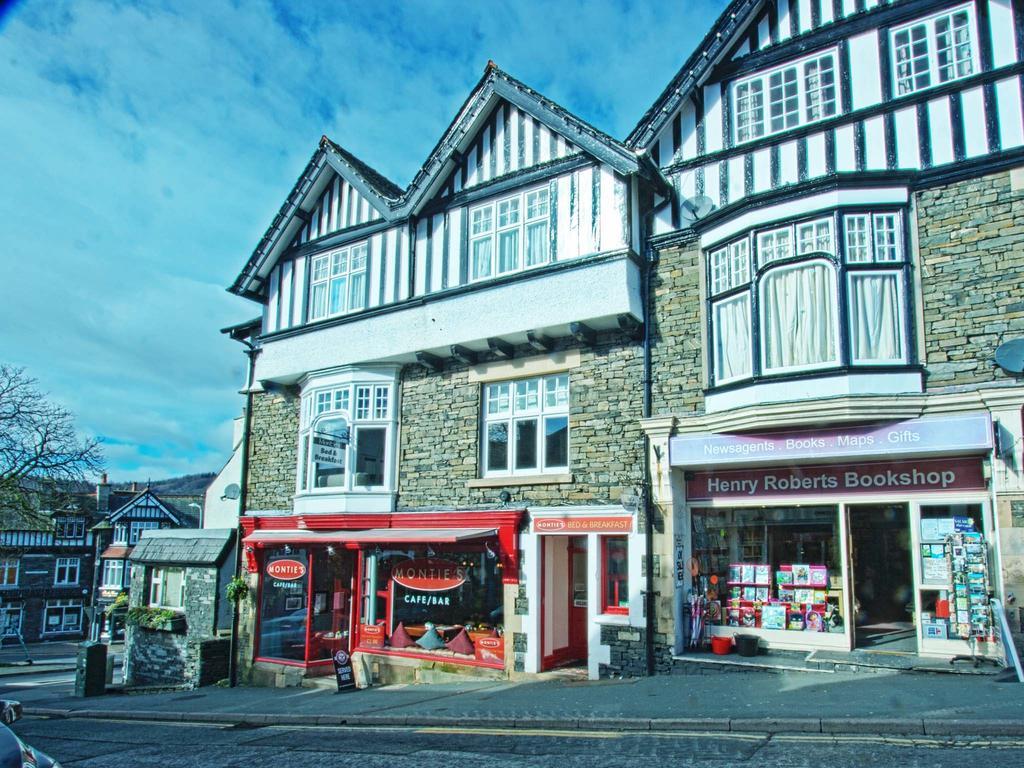 Monties Guest House - Adults Only Bowness-on-Windermere Esterno foto